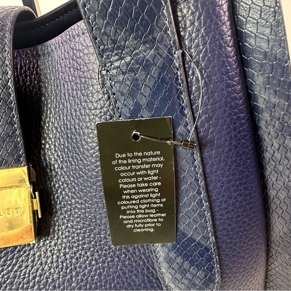 **SOLD ON ANOTHER PLATFORM**NEW RADLEY LONDON ICON TOP HANDLE SHOULDER BAG BLUE - Picture 8 of 15